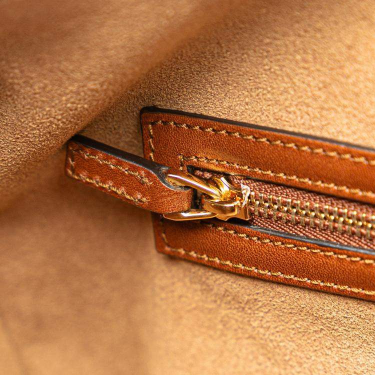 مملوكة مسبقًا Gucci Beige Brown Medium GG Supreme Satchel