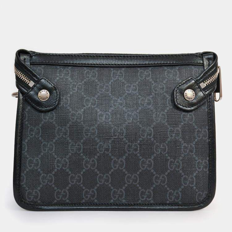 مملوكة مسبقًا Gucci Black GG Canvas Messenger Bag