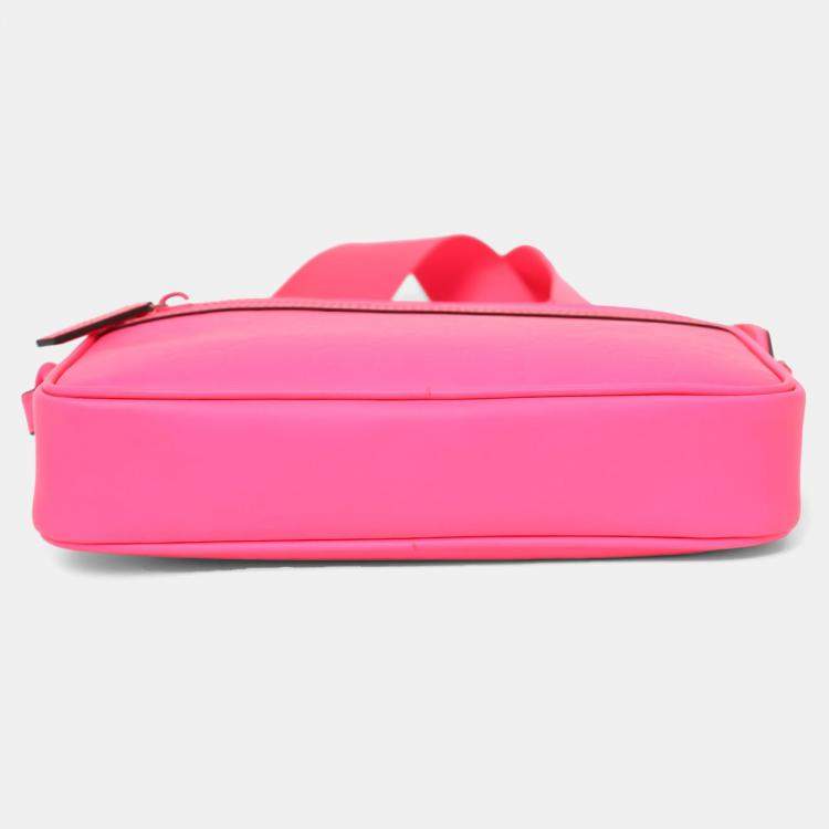 Pre Owned Gucci Neon Pink Rubber-Effect Crossbody Bag