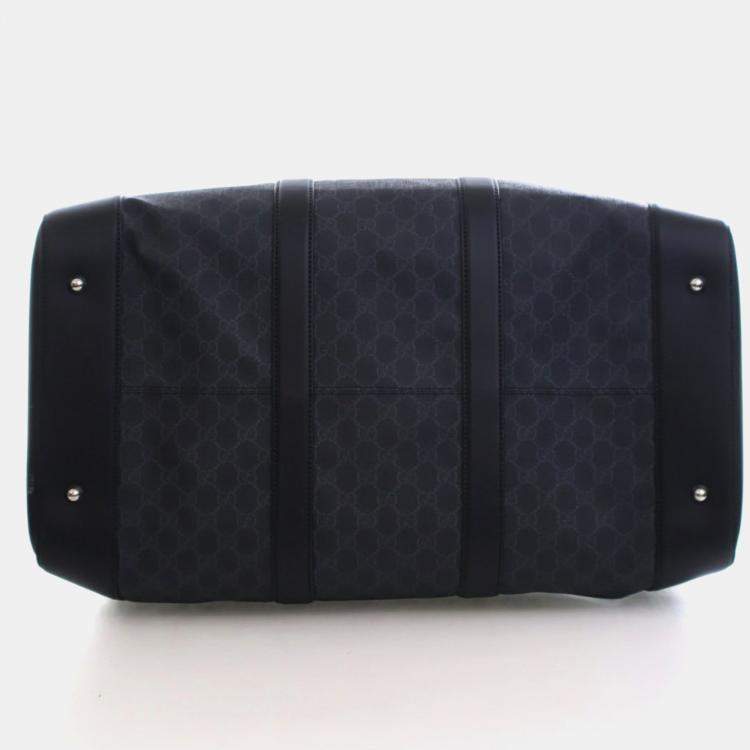 Pre Owned Gucci Large GG Supreme Duffle