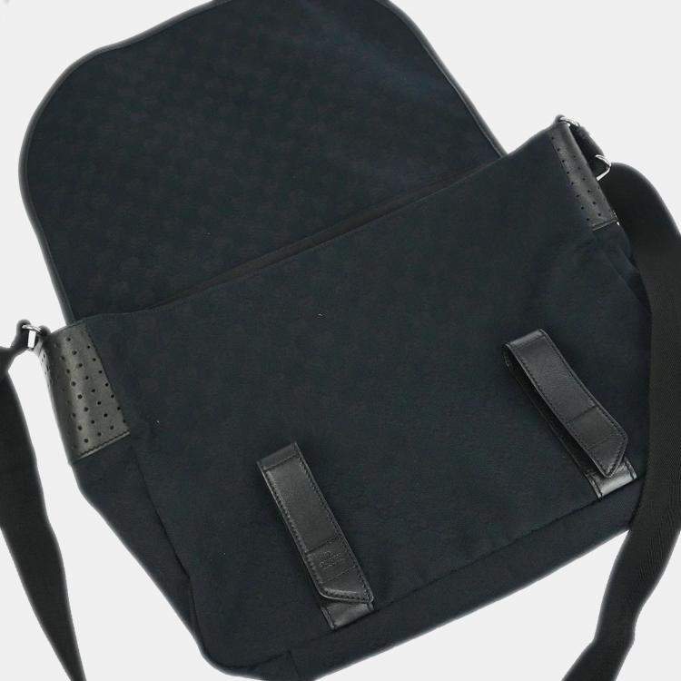 Pre Owned Gucci Black GG Shoulder Bag