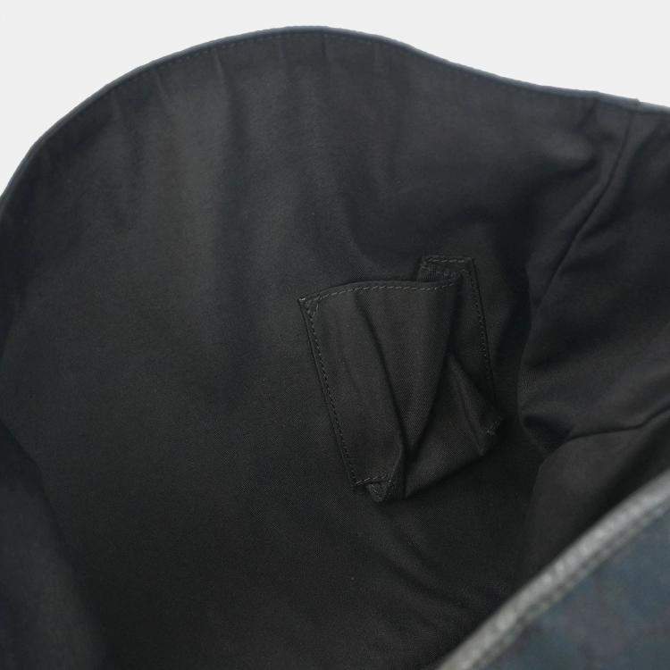 Pre Owned Gucci Black GG Shoulder Bag