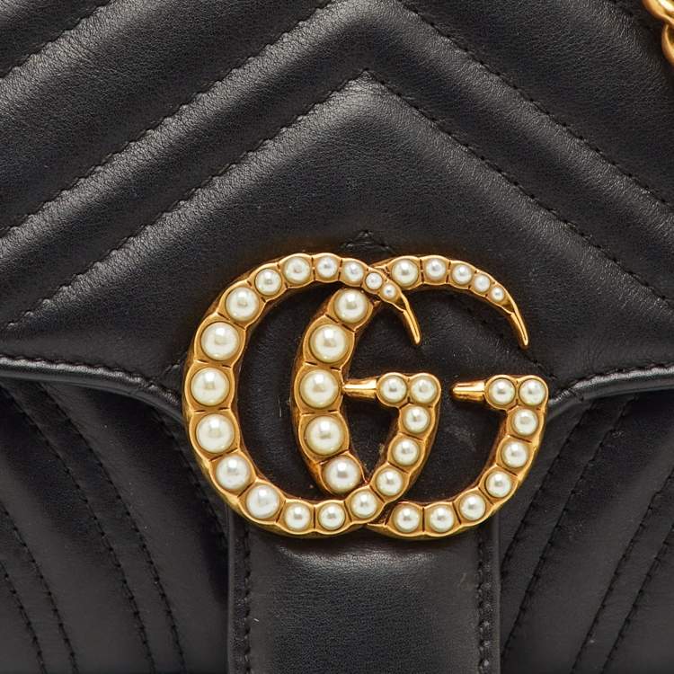 مملوكة مسبقًا Gucci GG Marmont Pearl Studded Black Matelassé Leather Waist Belt Bag