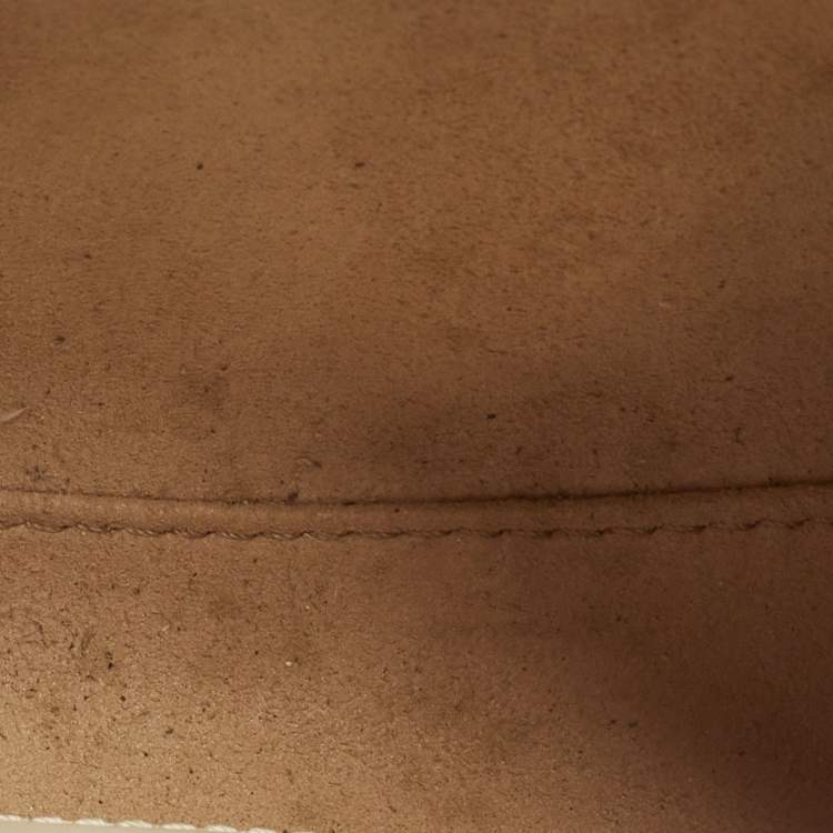 Pre Owned Gucci GG Marmont Small White Matelassé Leather Hobo