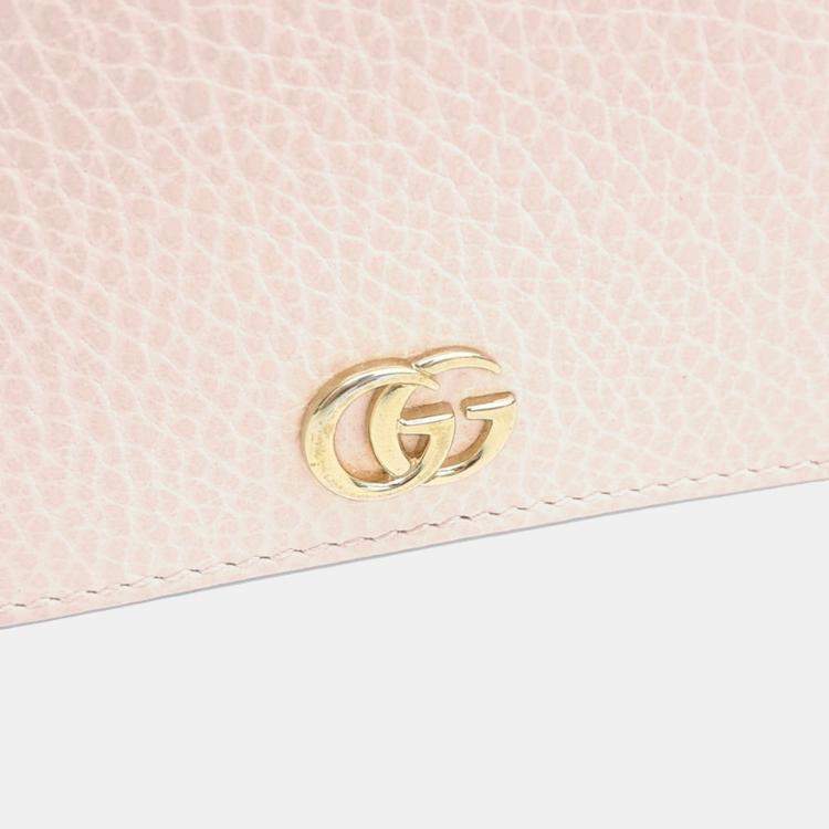 مملوكة مسبقًا Gucci Pink Leather Marmont Half Wallet