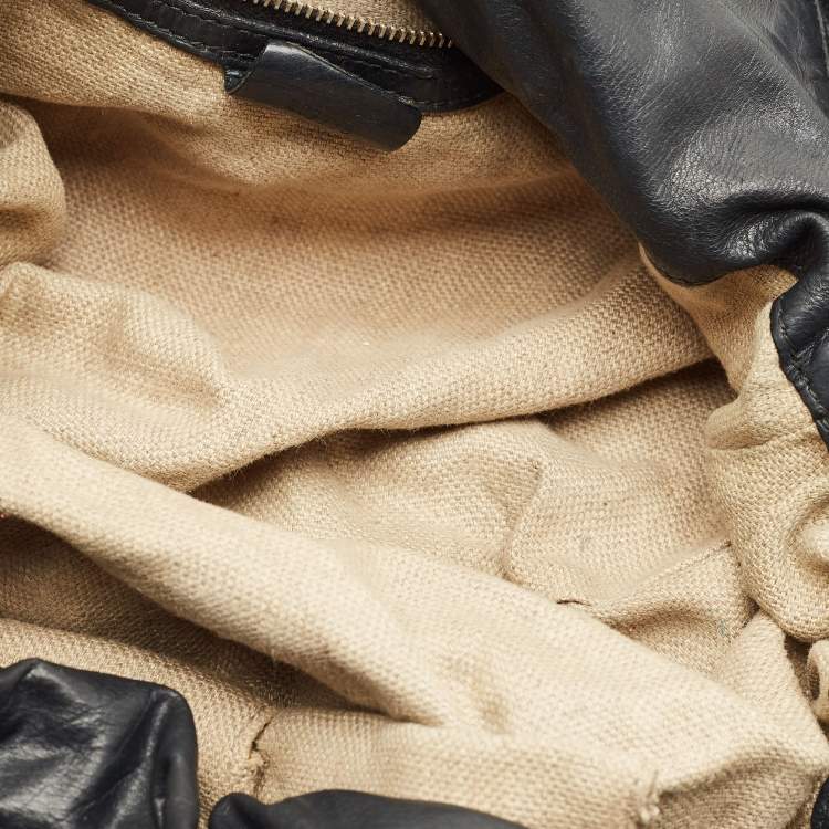 Pre Owned Gucci Embroidered Hysteria Black Leather Hobo