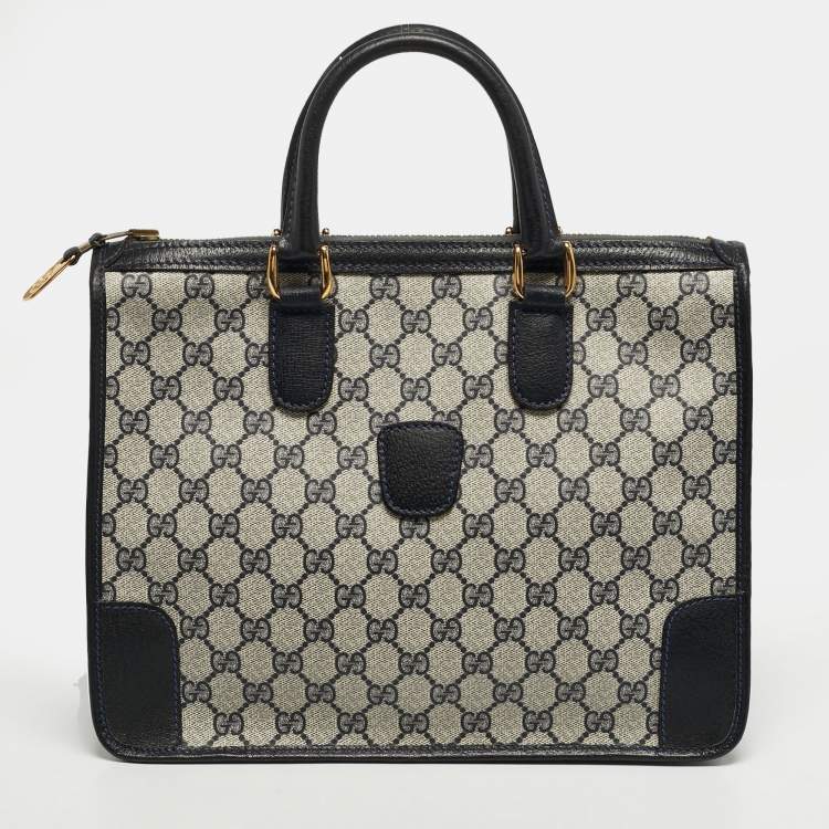 مملوكة مسبقًا حقيبة يد غوتشي فاتحة زرقاء/بيج GG قماش سوبرم جلد عتيقة