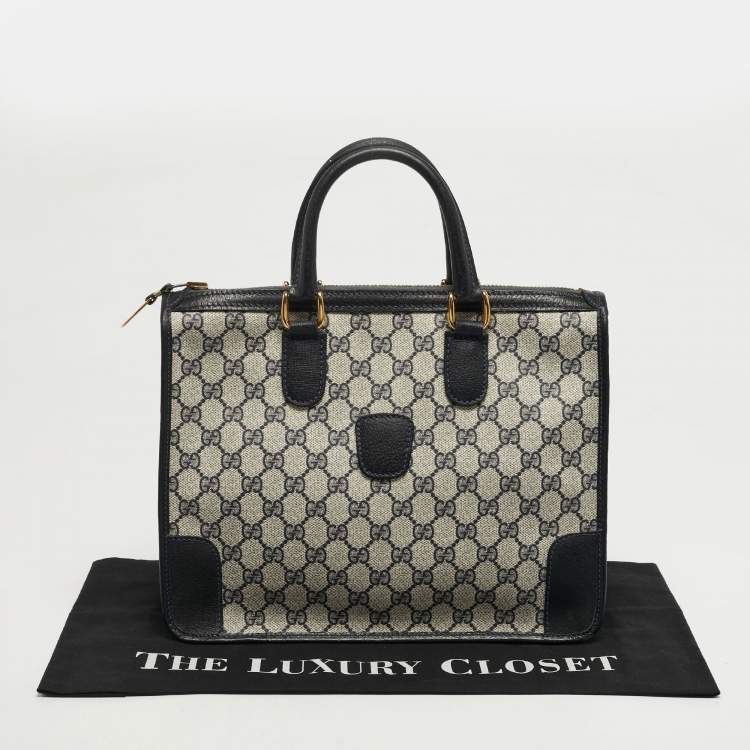 مملوكة مسبقًا حقيبة يد غوتشي فاتحة زرقاء/بيج GG قماش سوبرم جلد عتيقة