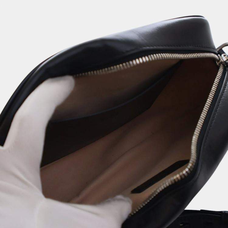 Pre Owned Gucci Black Small GG Marmont Matelasse Leather Aria Crossbody