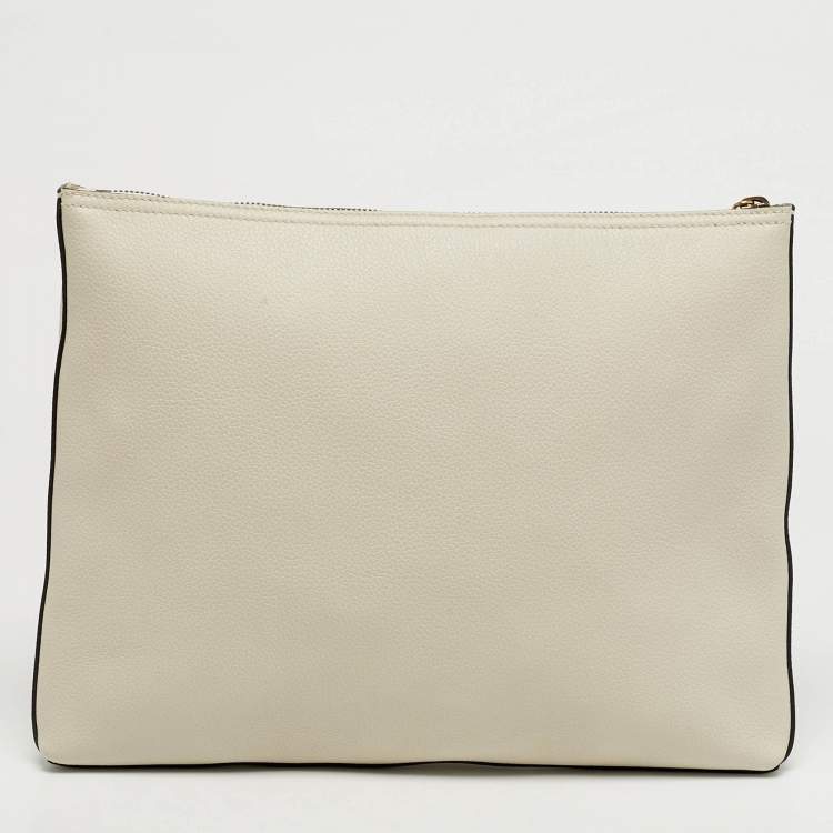 Pre Owned Gucci Logo Print Off White Leather Zip Pouch