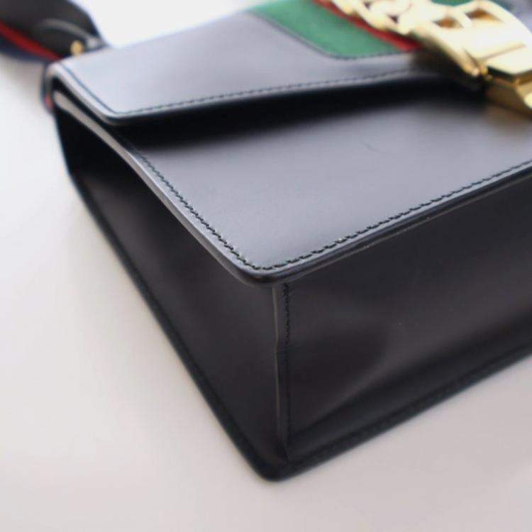 Pre Owned Gucci Medium Calfskin Sylvie