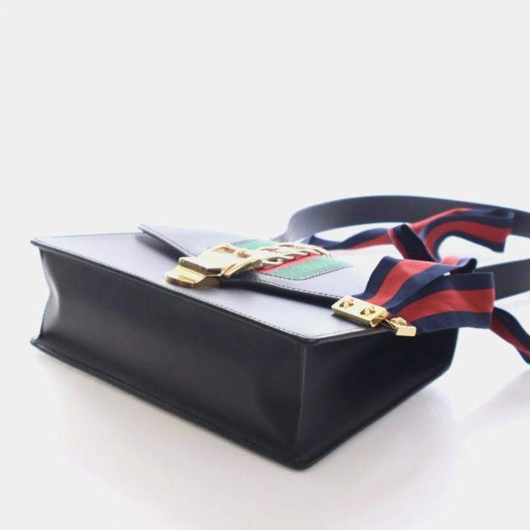 Pre Owned Gucci Medium Calfskin Sylvie