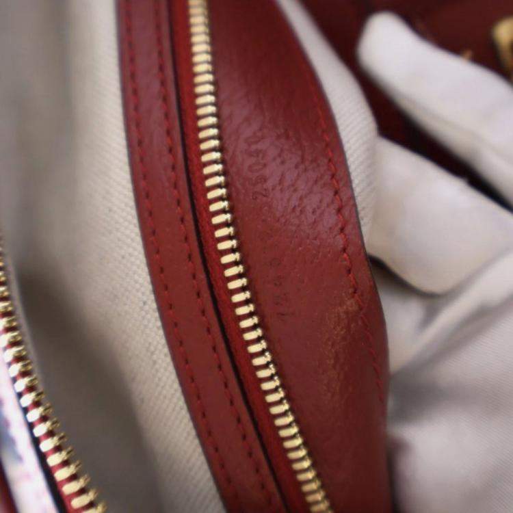 Pre Owned Gucci Large Calfskin Savoy Duffle