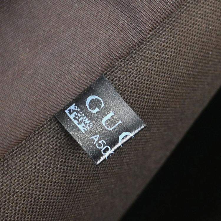 مملوكة مسبقًا Gucci GG Supreme Beige Canvas Shoulder Bag