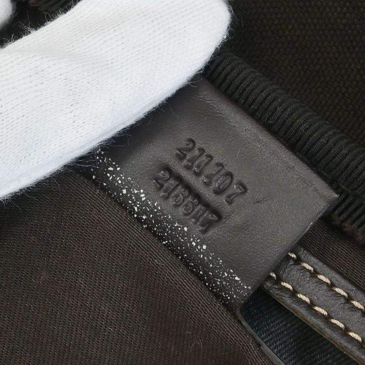 مملوكة مسبقًا Gucci GG Supreme Beige Canvas Shoulder Bag