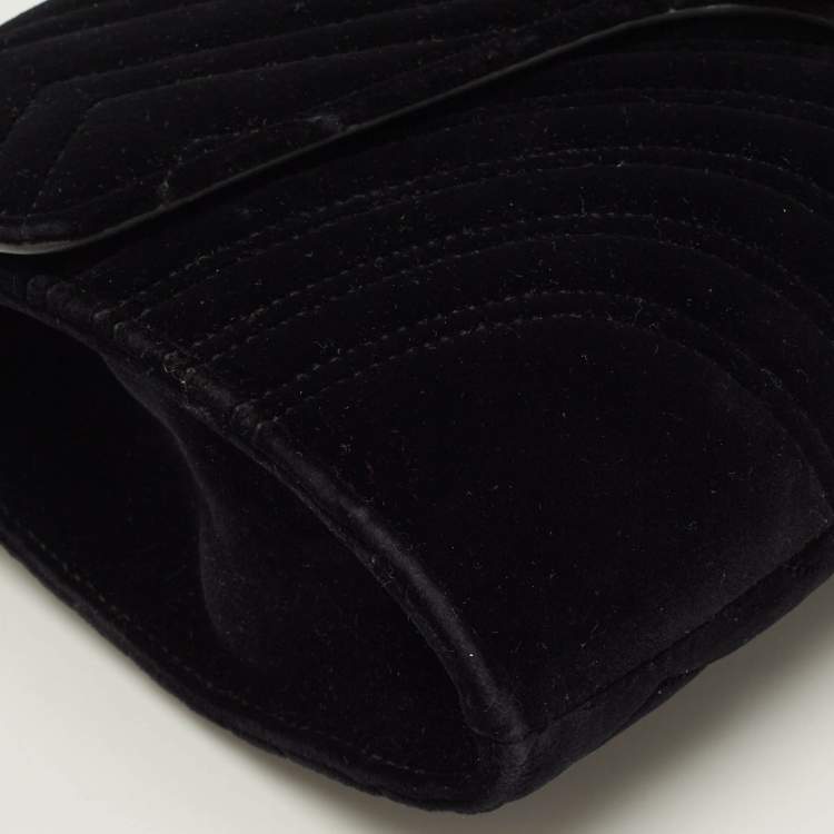 Pre Owned حقيبة كلتش غوتشي جي جي مارمونت مخمل أسود ماتلاسيه