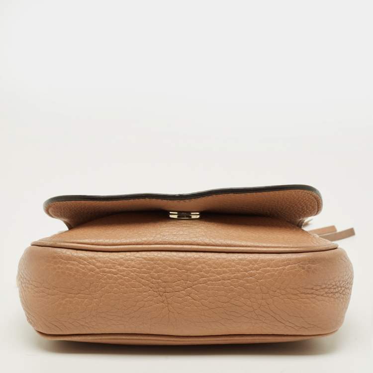 Pre Owned Gucci Soho Flap Chain Beige Leather Crossbody Bag