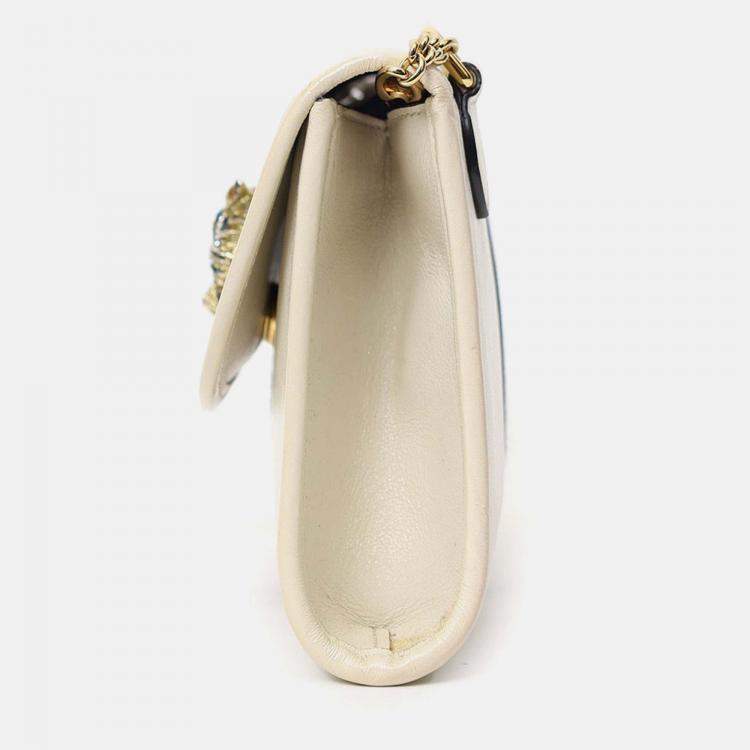 Pre Owned Gucci White Leather Small Sylvie Web Rajah Chain Bag With Extra Robe Strap