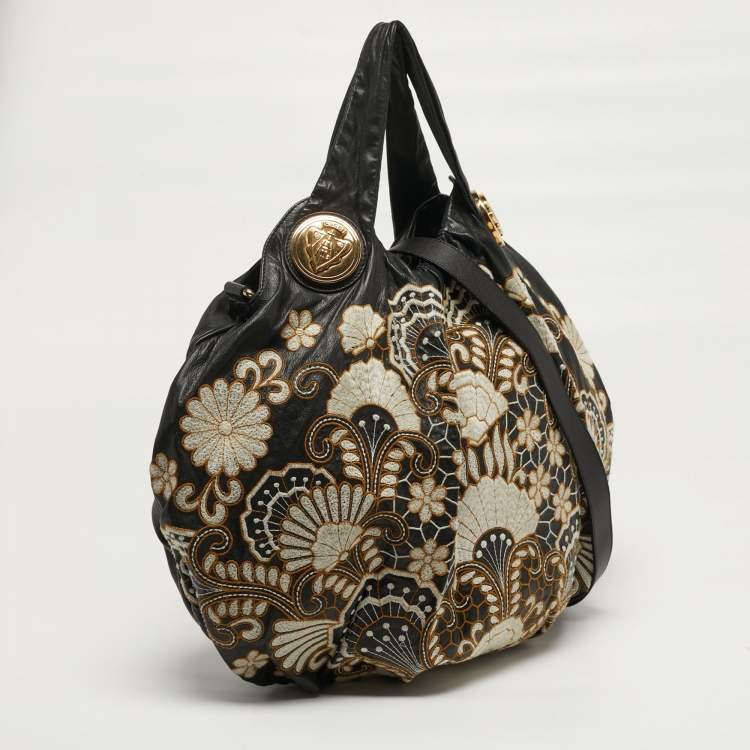 Pre Owned Gucci Embroidered Hysteria Black Leather Hobo