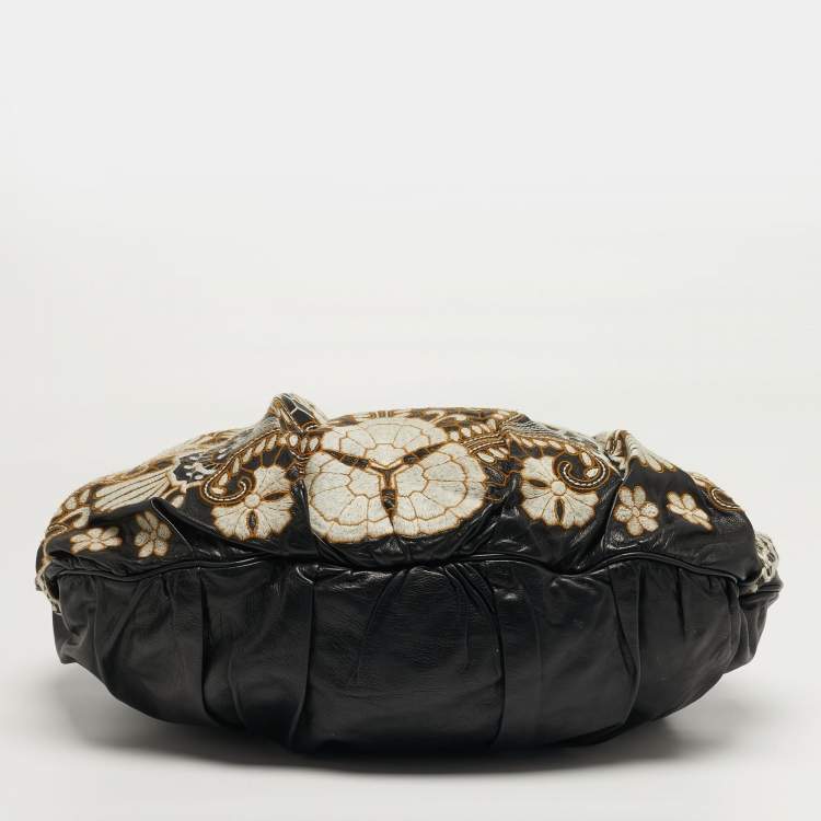 Pre Owned Gucci Embroidered Hysteria Black Leather Hobo