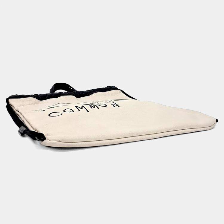 Pre Owned Gucci White Leather Drawstring Backpack