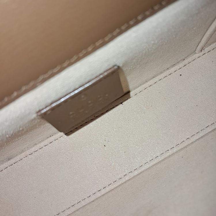 مملوكة مسبقًا Gucci Beige Brown PVC Horsebit 1955 Mini Bag