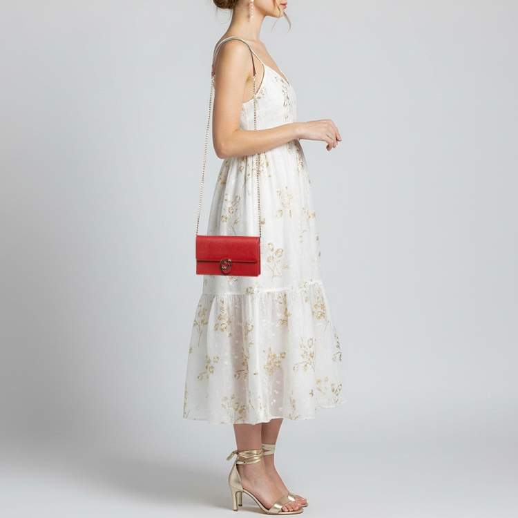 Pre Owned Gucci Interlocking G Red Leather Wallet On Chain