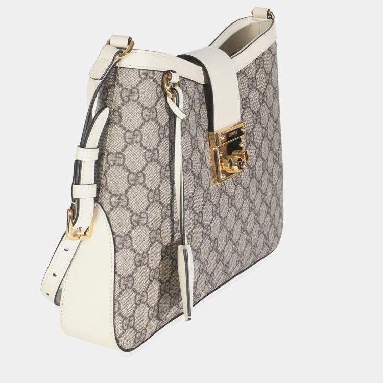 مملوكة مسبقًا Gucci Beige Ebony GG Supreme Canvas Moon Calfskin Medium Padlock Shoulder Bag