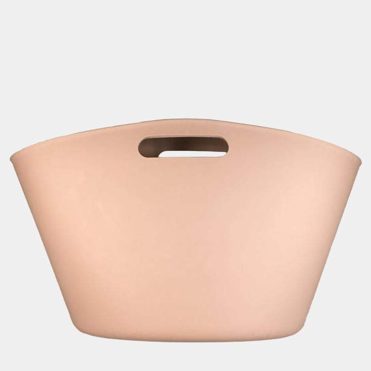 مملوكة مسبقًا Gucci Rubber Oversized Logo Tote