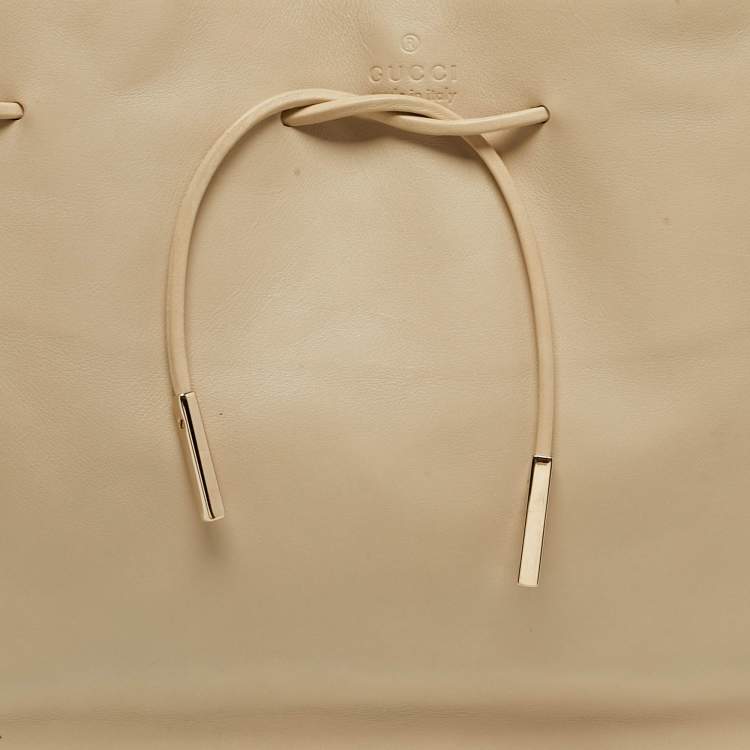 Pre Owned Gucci Drawstring Beige Leather Tote