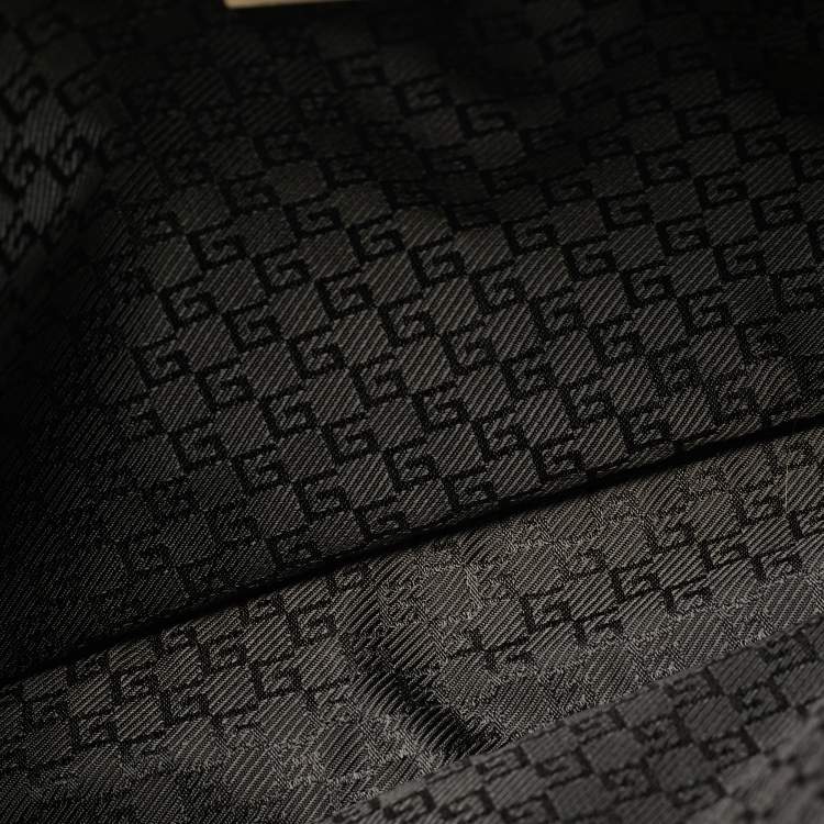 Pre Owned Gucci Drawstring Beige Leather Tote