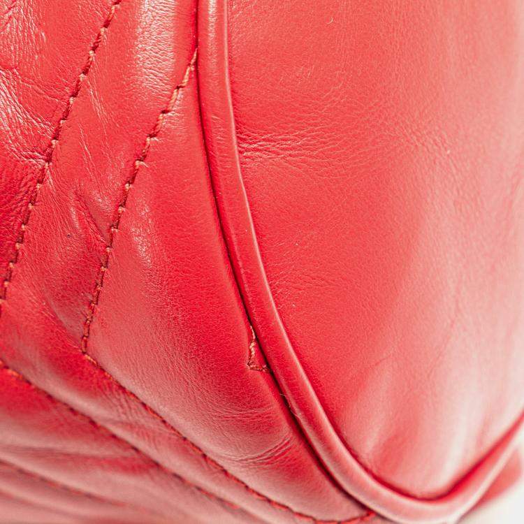 Pre Owned Gucci Red GG Marmont Round Matelasse Leather Backpack