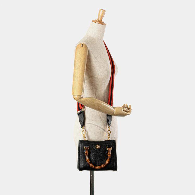 Pre Owned Gucci Black Small Calfskin Bamboo Diana Satchel