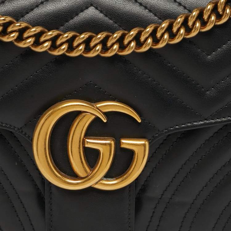 مملوكة مسبقًا Gucci GG Marmont Small Black Matelasse Leather Shoulder Bag