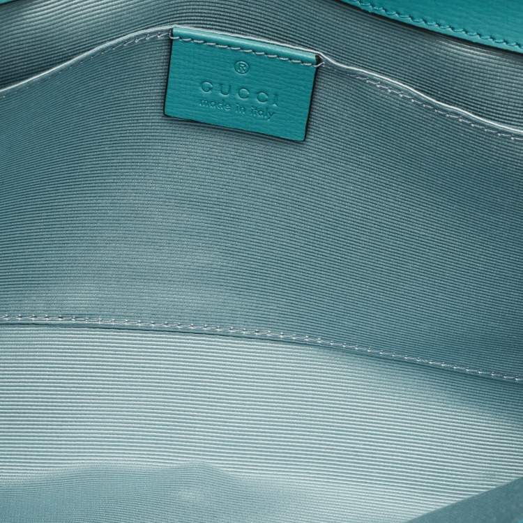 Pre Owned Gucci Horsebit 1955 Blue Woven Straw Chain Clutch