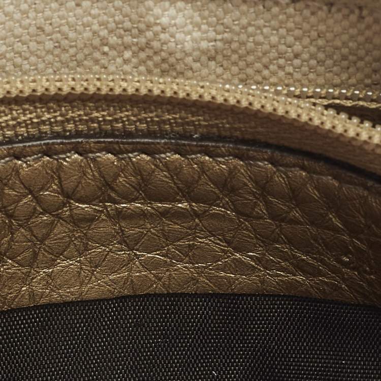 Pre Owned Gucci Soho Metallic Beige Leather Wristlet Clutch