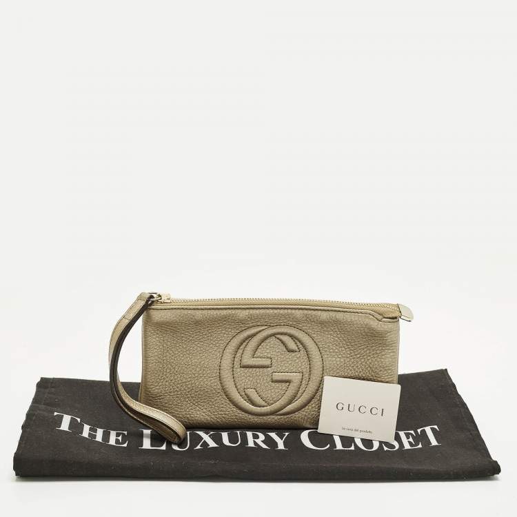 Pre Owned Gucci Soho Metallic Beige Leather Wristlet Clutch