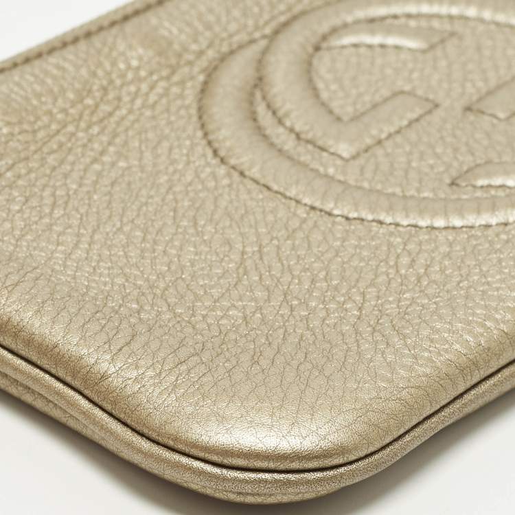 Pre Owned Gucci Soho Metallic Beige Leather Wristlet Clutch