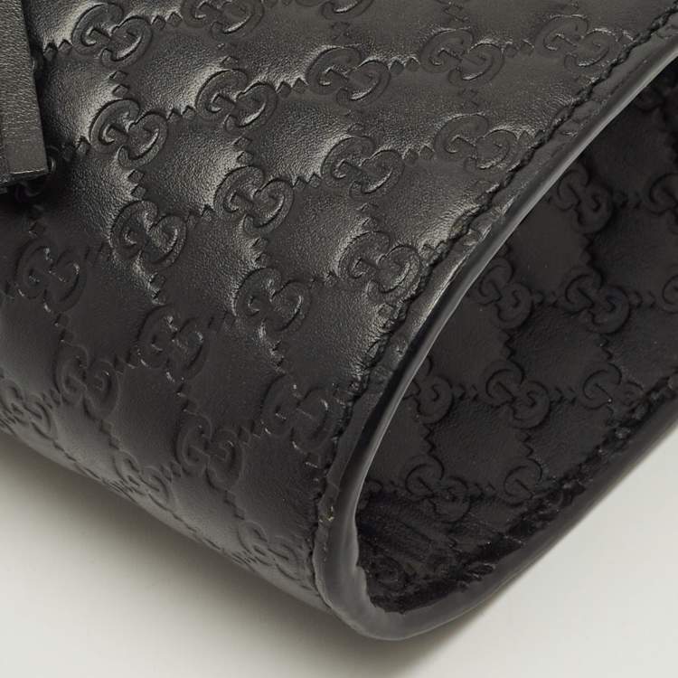 Pre Owned Gucci Emily Mini Black Microguccissima Leather Chain Crossbody Bag