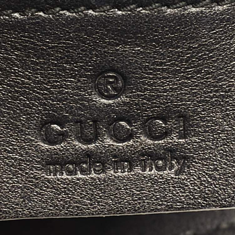 Pre Owned Gucci GG Marmont Medium Black Matelassé Leather Shoulder Bag