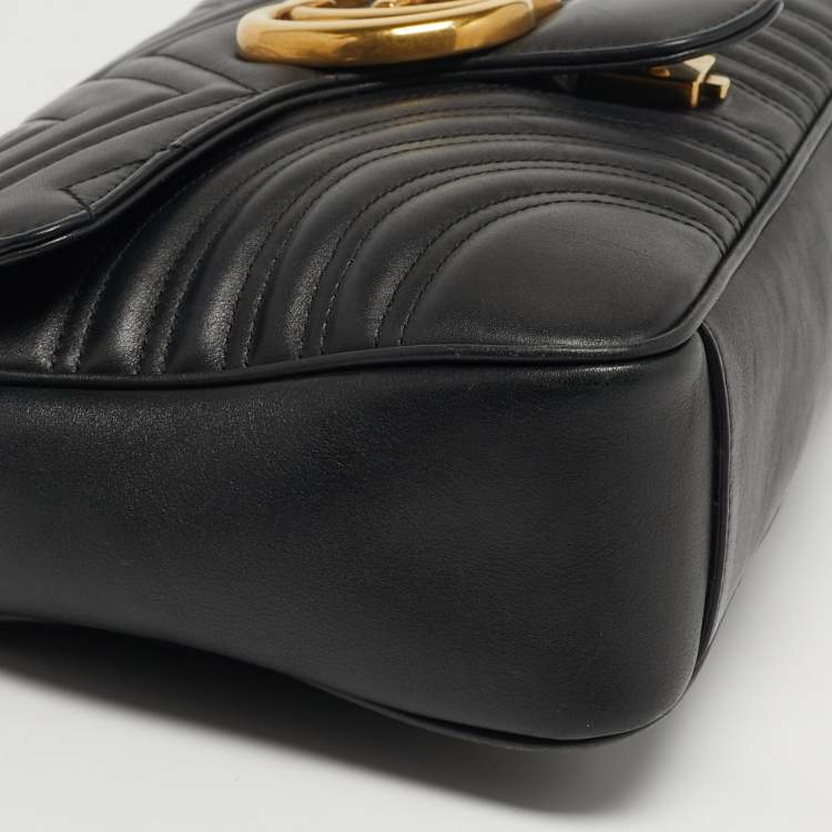 Pre Owned Gucci GG Marmont Medium Black Matelassé Leather Shoulder Bag