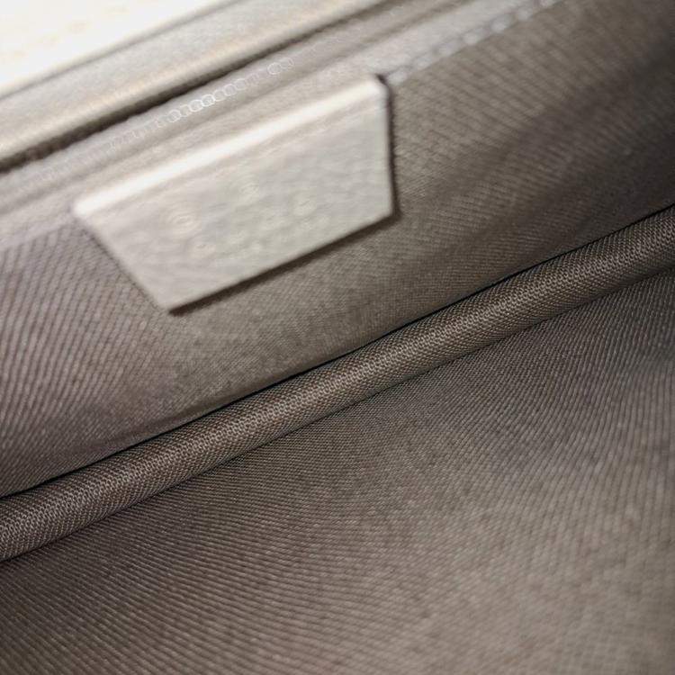 مملوكة مسبقًا Gucci White Leather Interlocking GG Shoulder Bag (510303)