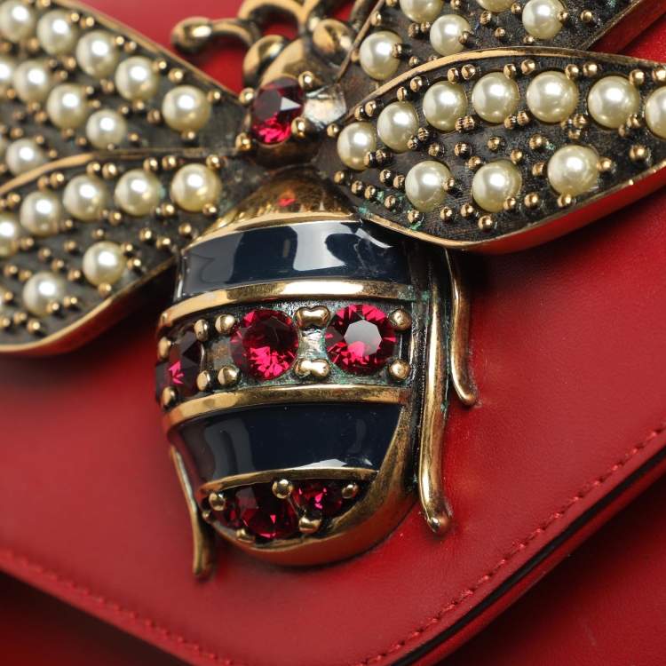 Pre Owned Gucci Bee Pearl Studded Queen Margaret Broadway Mini Red Leather Crossbody Bag