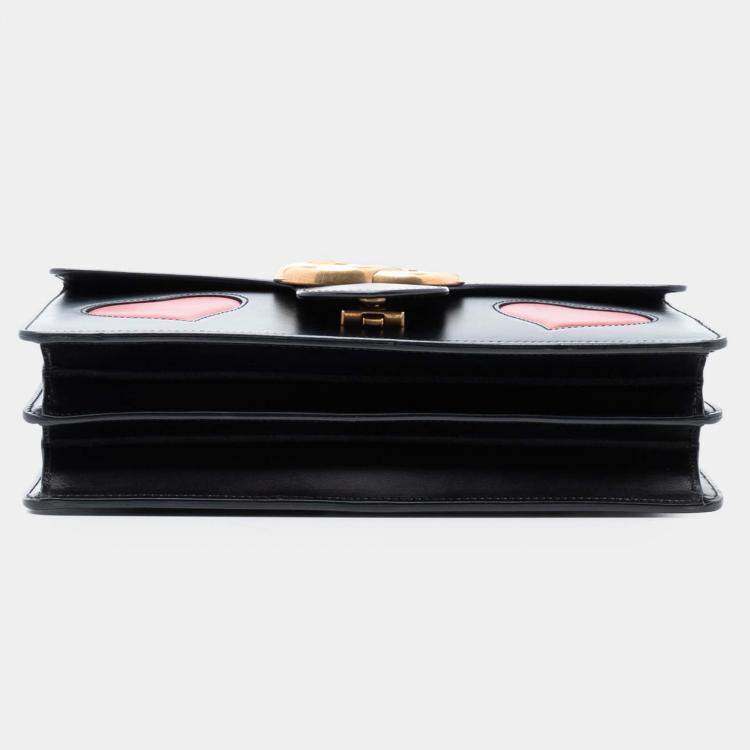 مملوكة مسبقًا Gucci Black Medium GG Marmont Leather Malaga Kid Heart Patch Chain Flap