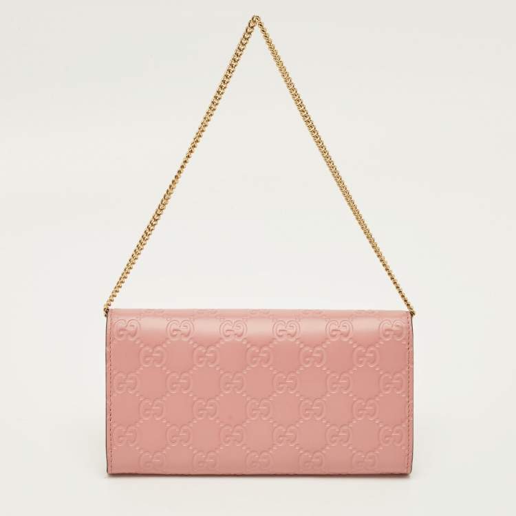مملوكة مسبقًا Gucci Padlock Pink Guccissima Leather Wallet On Chain