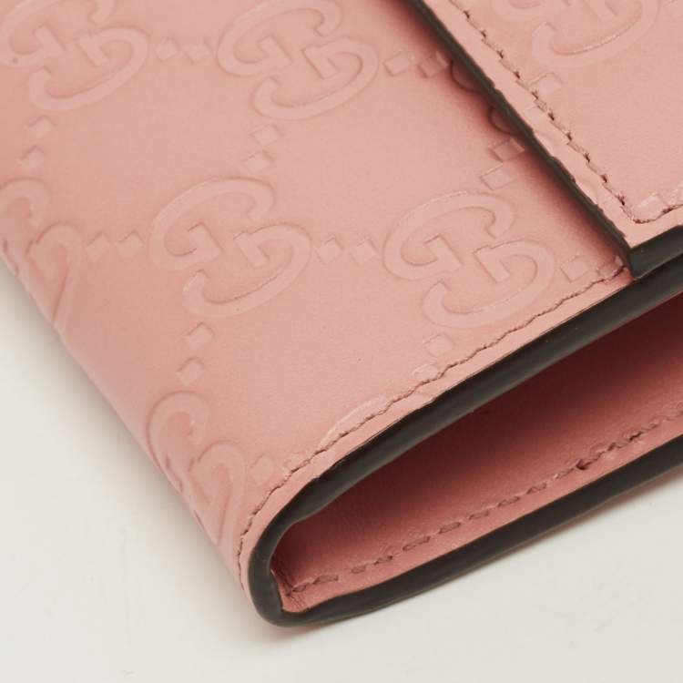 مملوكة مسبقًا Gucci Padlock Pink Guccissima Leather Wallet On Chain