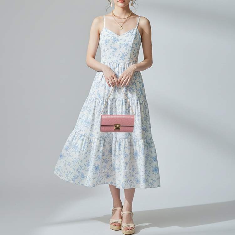 مملوكة مسبقًا Gucci Padlock Pink Guccissima Leather Wallet On Chain