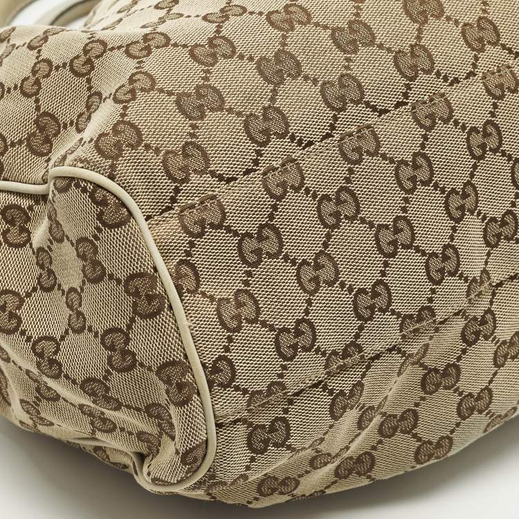 مملوكة مسبقًا Gucci Sukey Medium Beige GG Canvas and Leather Tote