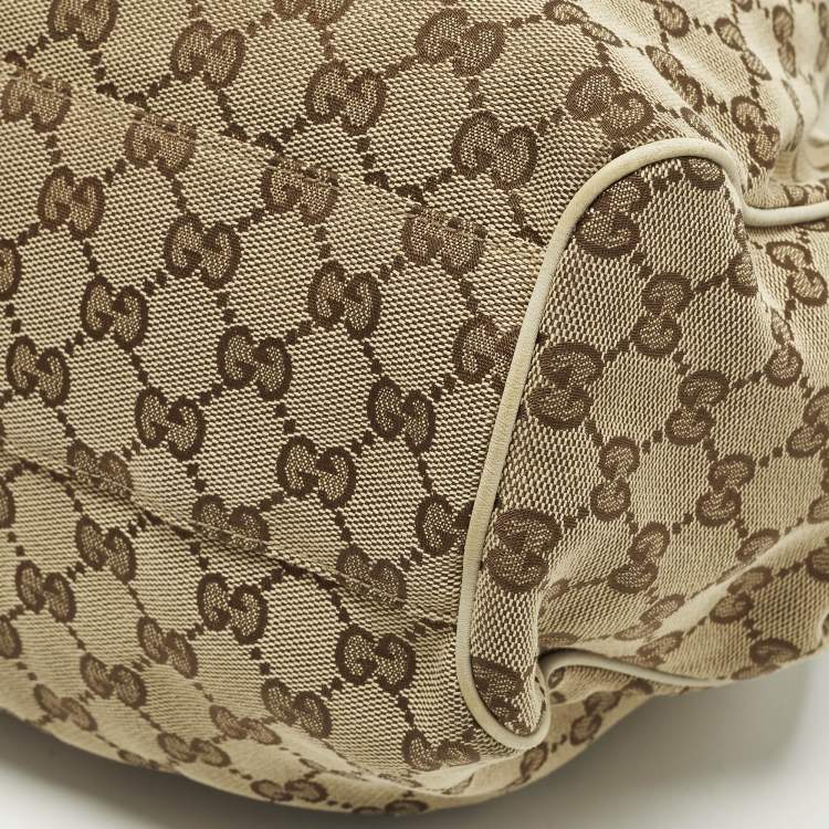 مملوكة مسبقًا Gucci Sukey Medium Beige GG Canvas and Leather Tote