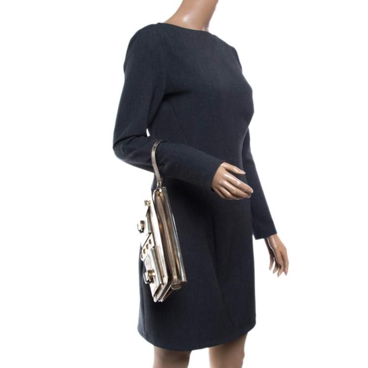 Pre Owned Gucci Light Gold Patent Leather Studded Evening Wristlet